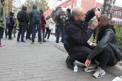 ЗА ЩО поліція України переслідує пікетувальників турецького посольства